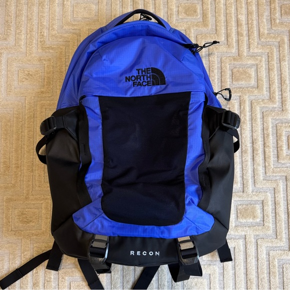 The North Face Recon Blue and Black Backpack - Picture 1 of 8